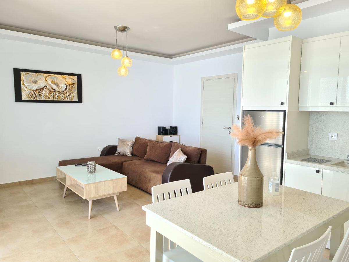 Bella Mare Luxury Apartments Kalamaki  Luaran gambar