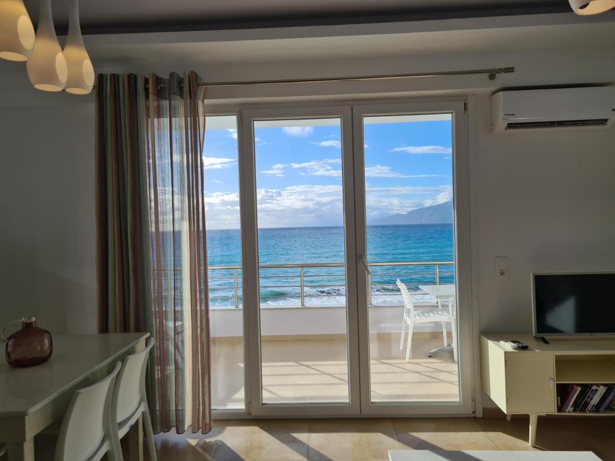 Bella Mare Luxury Apartments Kalamaki  Luaran gambar