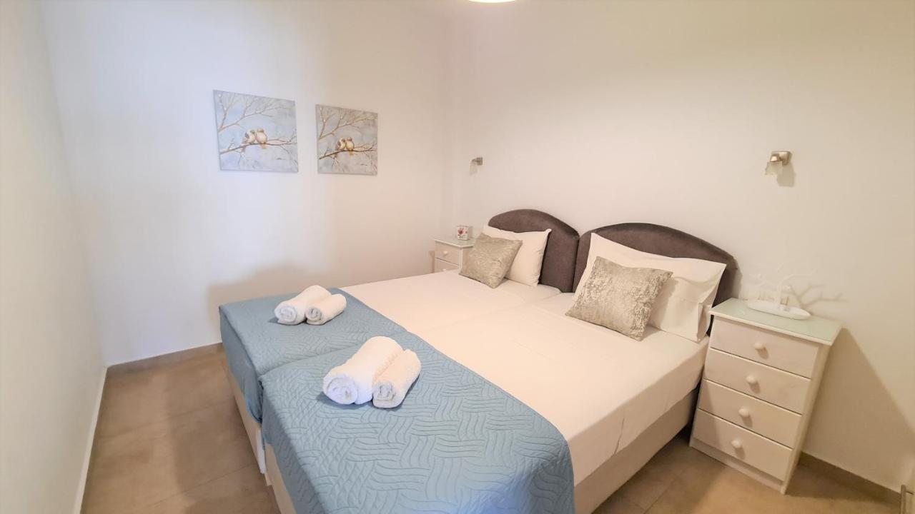 Bella Mare Luxury Apartments Kalamaki  Luaran gambar