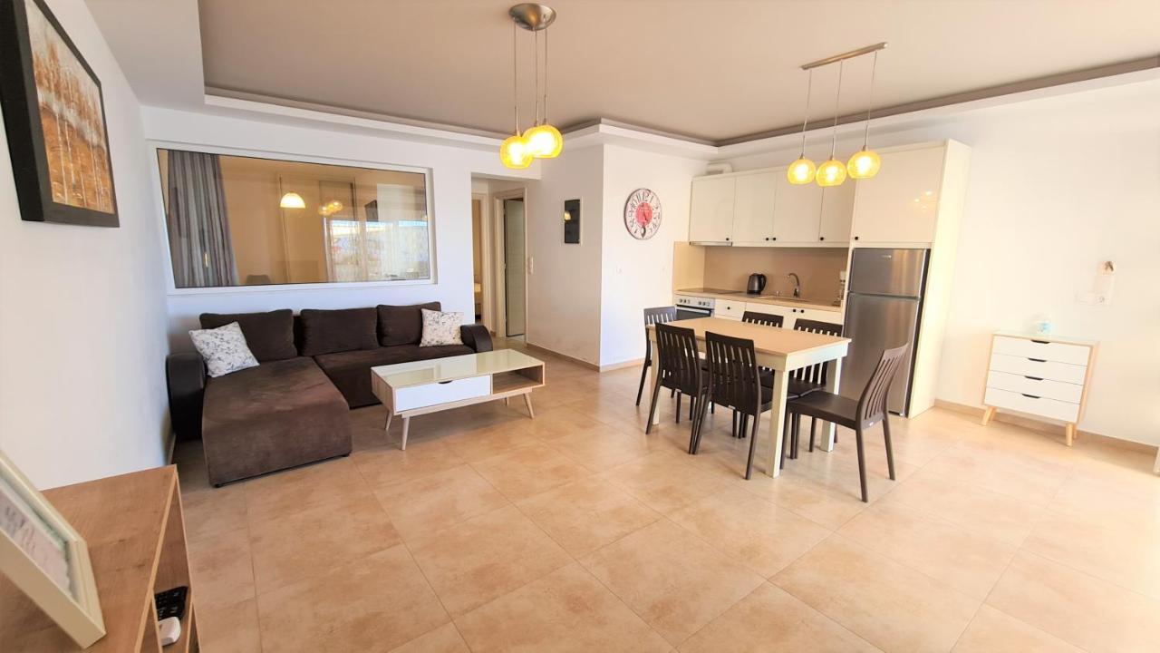 Bella Mare Luxury Apartments Kalamaki  Luaran gambar