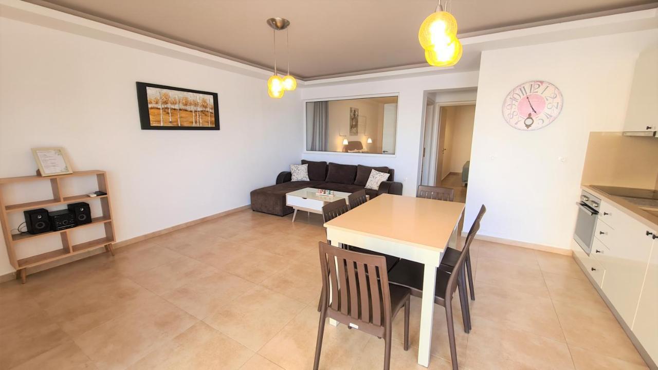 Bella Mare Luxury Apartments Kalamaki  Luaran gambar