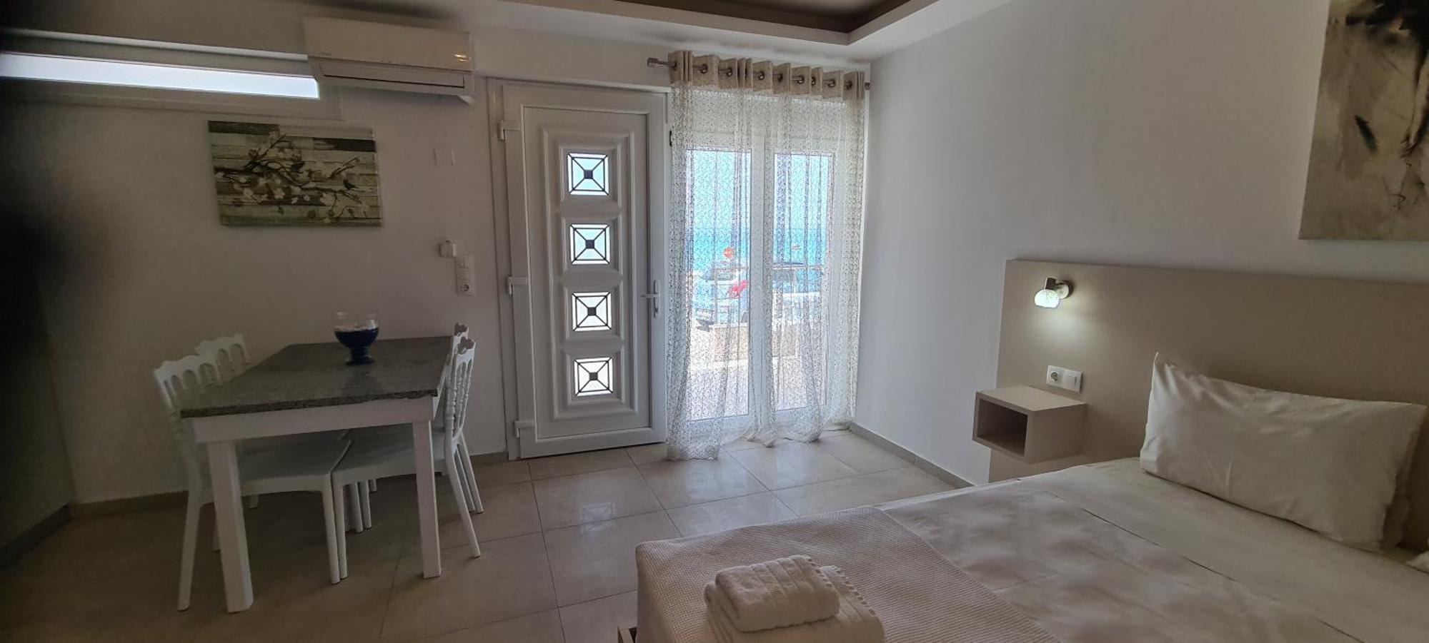 Bella Mare Luxury Apartments Kalamaki  Luaran gambar