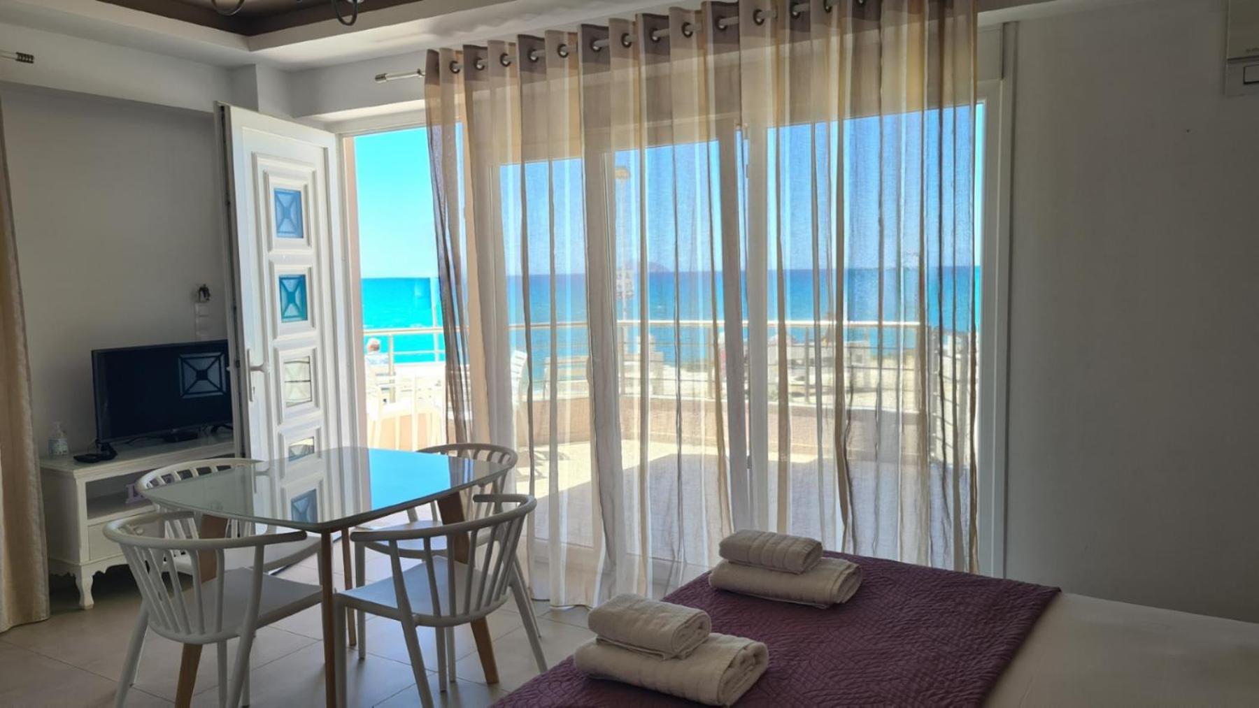 Bella Mare Luxury Apartments Kalamaki  Luaran gambar
